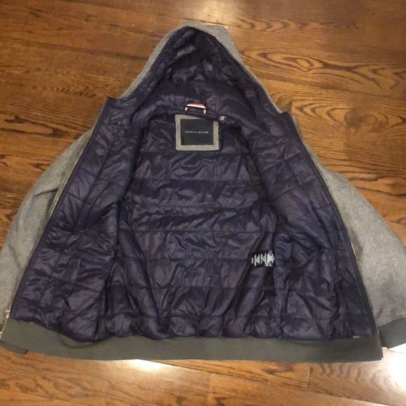 TOMMY HILFIGER Mens Grey Winter Coat Quilted Lining  Double Zipper Hood Sz MED - Picture 2 of 13
